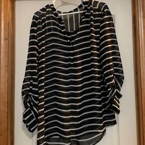 A.N.a black and white stripe blouse